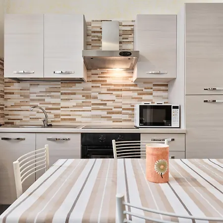 Appartement Lovely Mini Aurora *